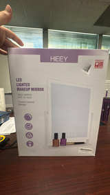 Hieey LED Lighted Makeup Mirror - Image 3