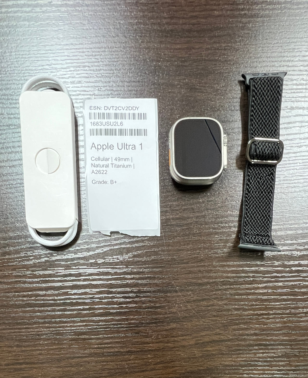 Apple Watch Ultra (1st Gen) 49mm Titanium