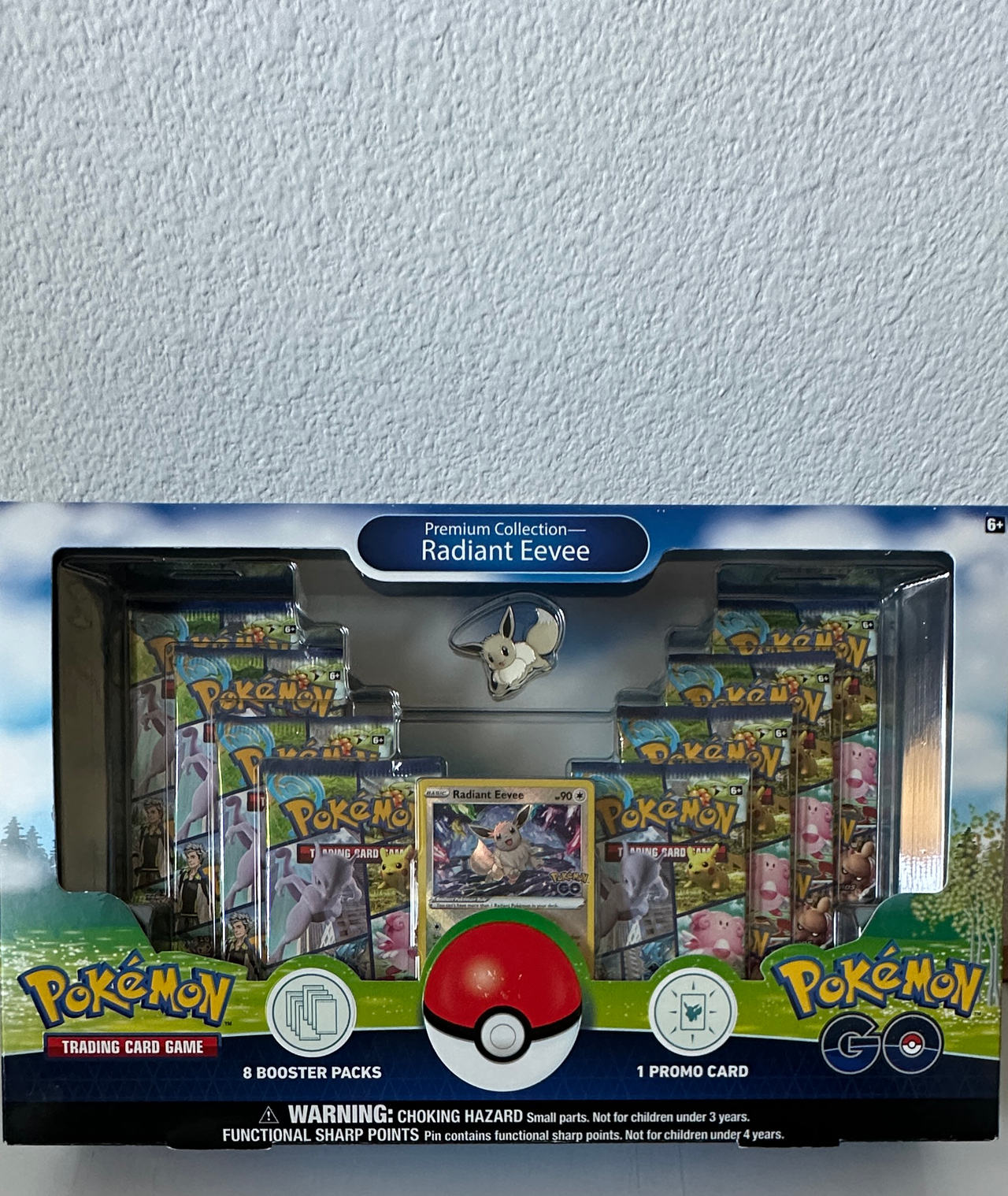Pokémon TCG: Pokémon GO Premium Collection—Radiant Eevee
