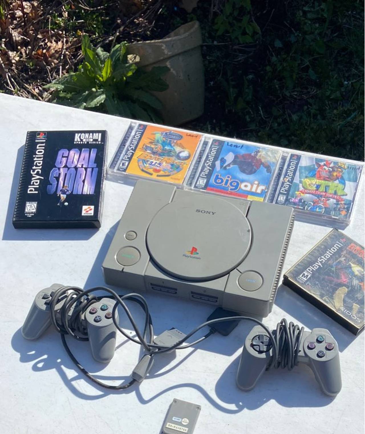 Sony PlayStation 1 SCPH-1001 Console Bundle