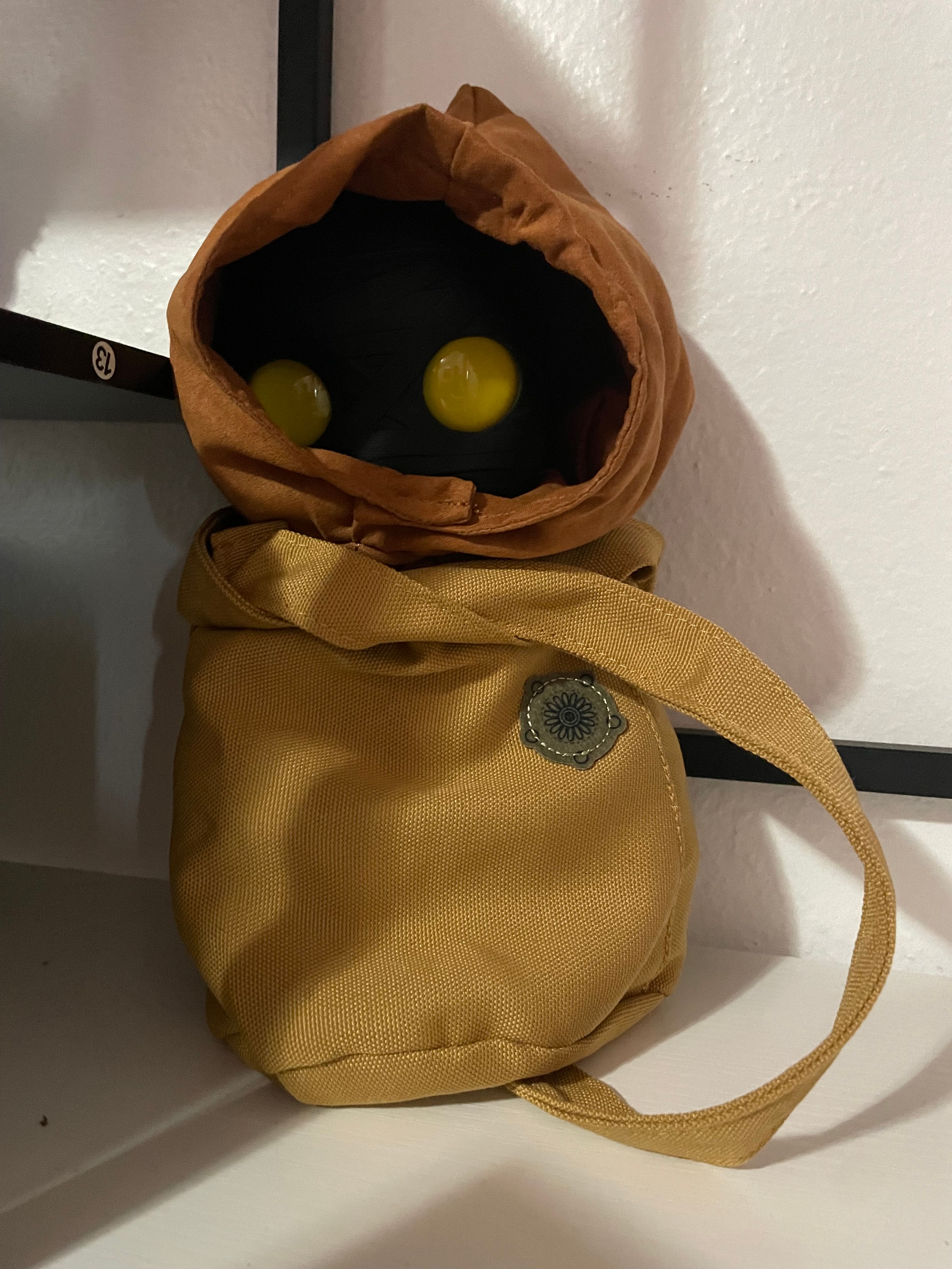 Mattel Star Wars Galactic Pals Jawa 11-Inch Plush with Satchel - Image 2