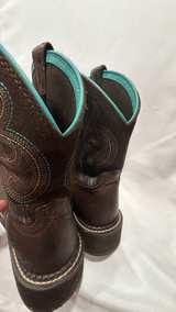 Ariat Women's Fatbaby Heritage Western Boot size 8.5 - Image 6