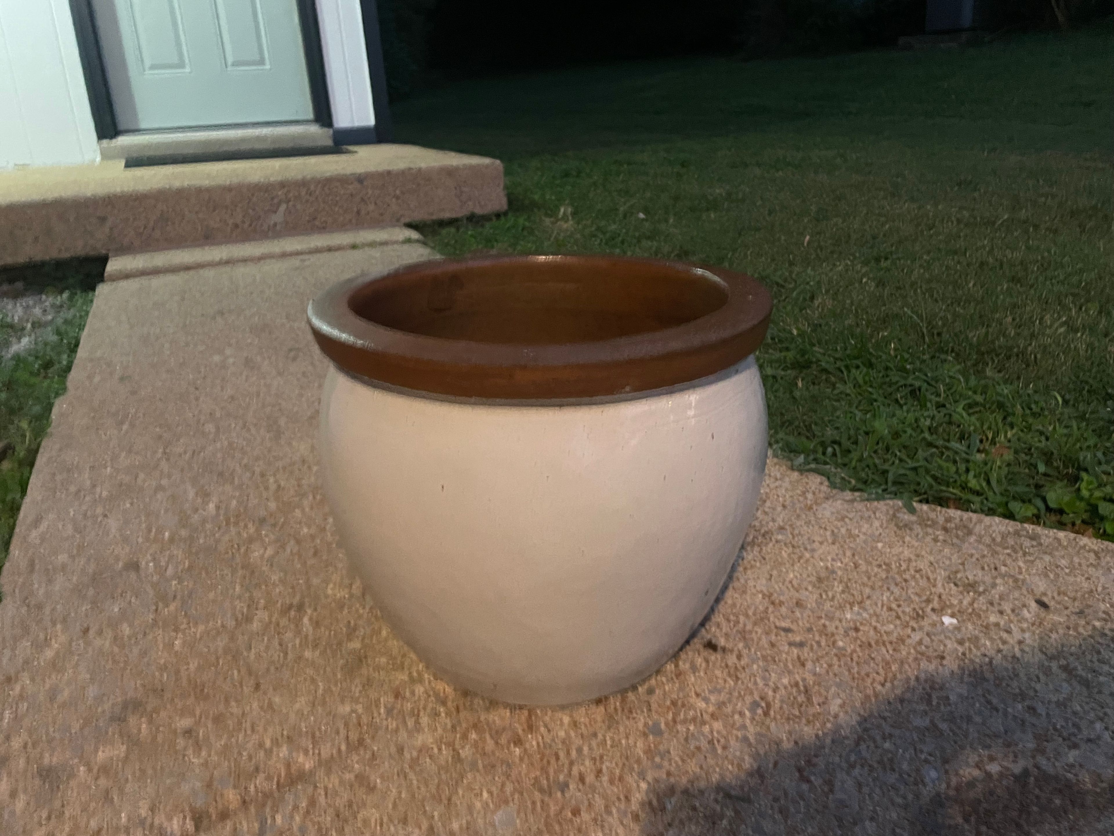 Outdoor Solutions Bell Planter Ceramic - Image 6