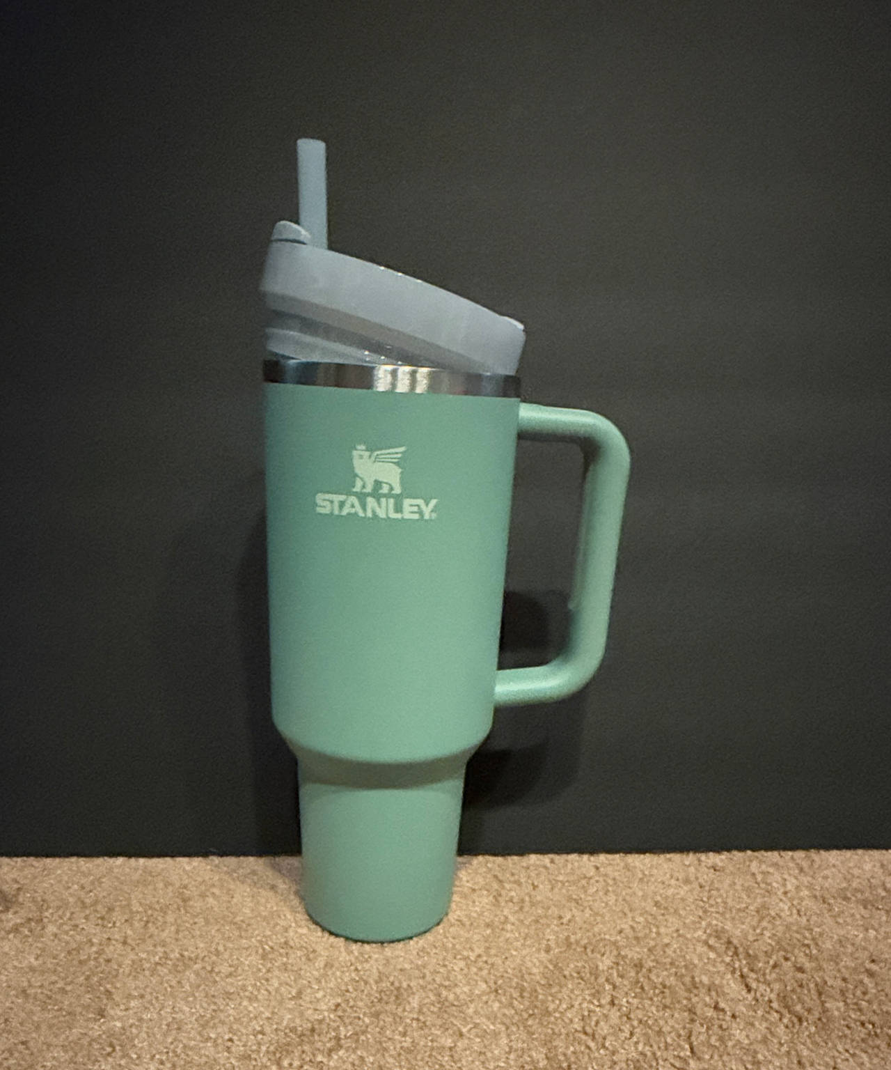 Stanley Quencher H2.0 FlowState Tumbler 40oz