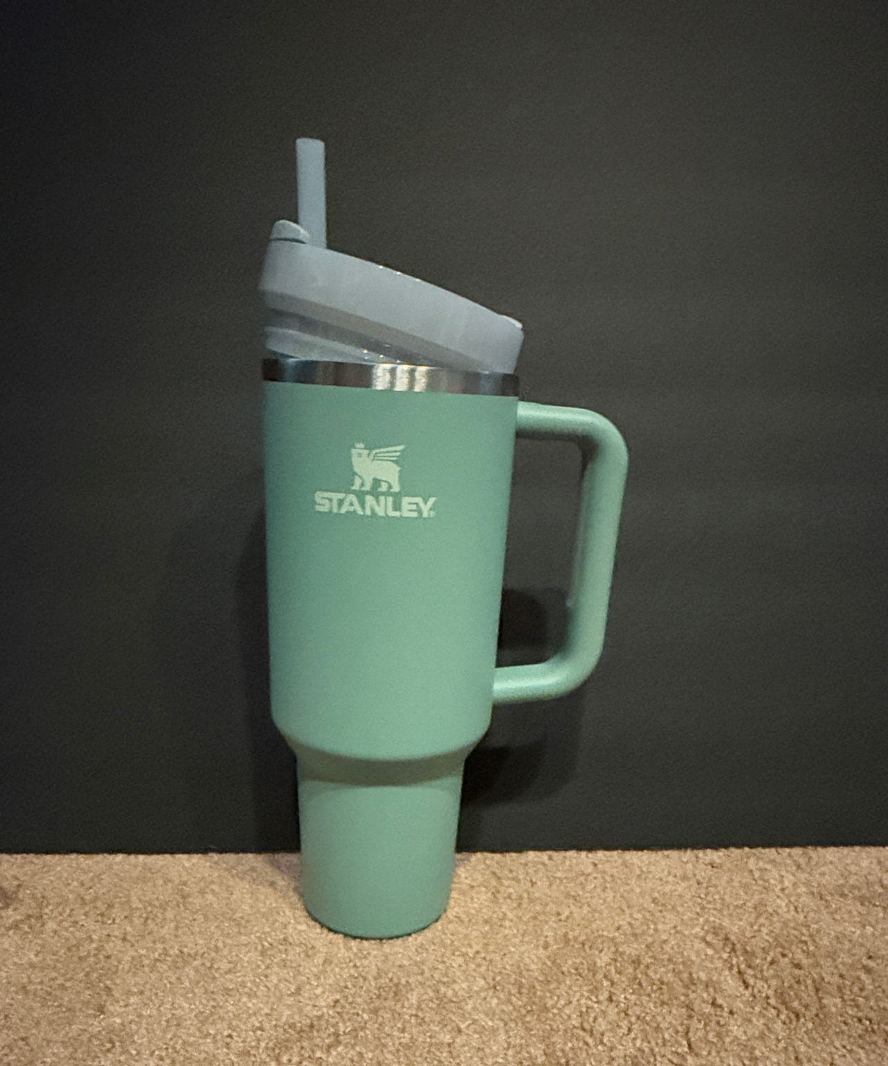 Stanley Quencher H2.0 FlowState Tumbler 40oz