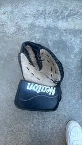CCM Heaton Helite Goalie Glove and Blocker - Image 2