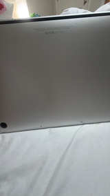 Apple MacBook Pro 13-inch Silver Laptop
Comes with carrying case and charger - Image 4