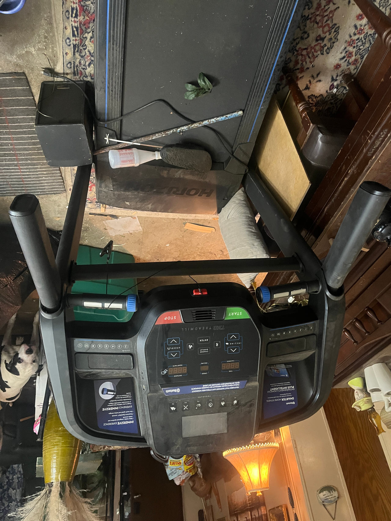 Horizon Fitness 7.0 AT Treadmill brand new never had a chance to run on it