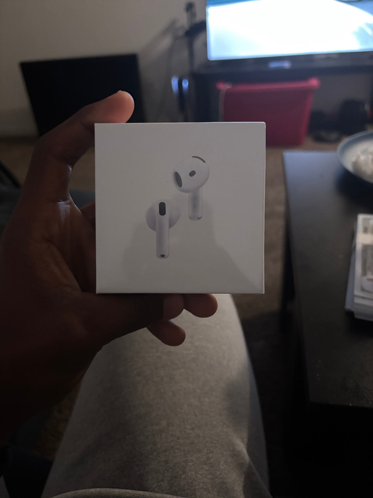 Apple AirPods (4th generation)