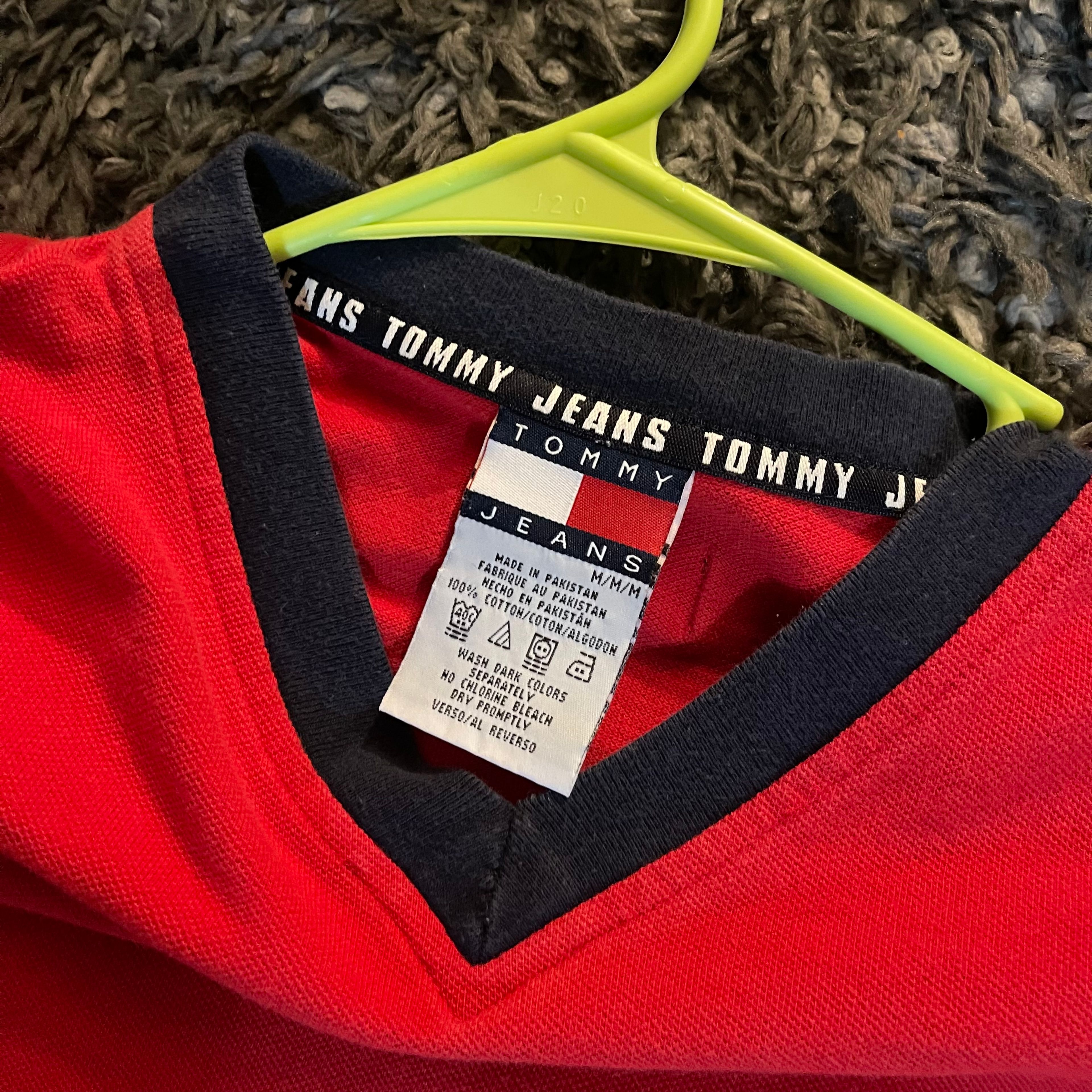 Tommy Hilfiger Men's V-Neck T-Shirt - Image 2