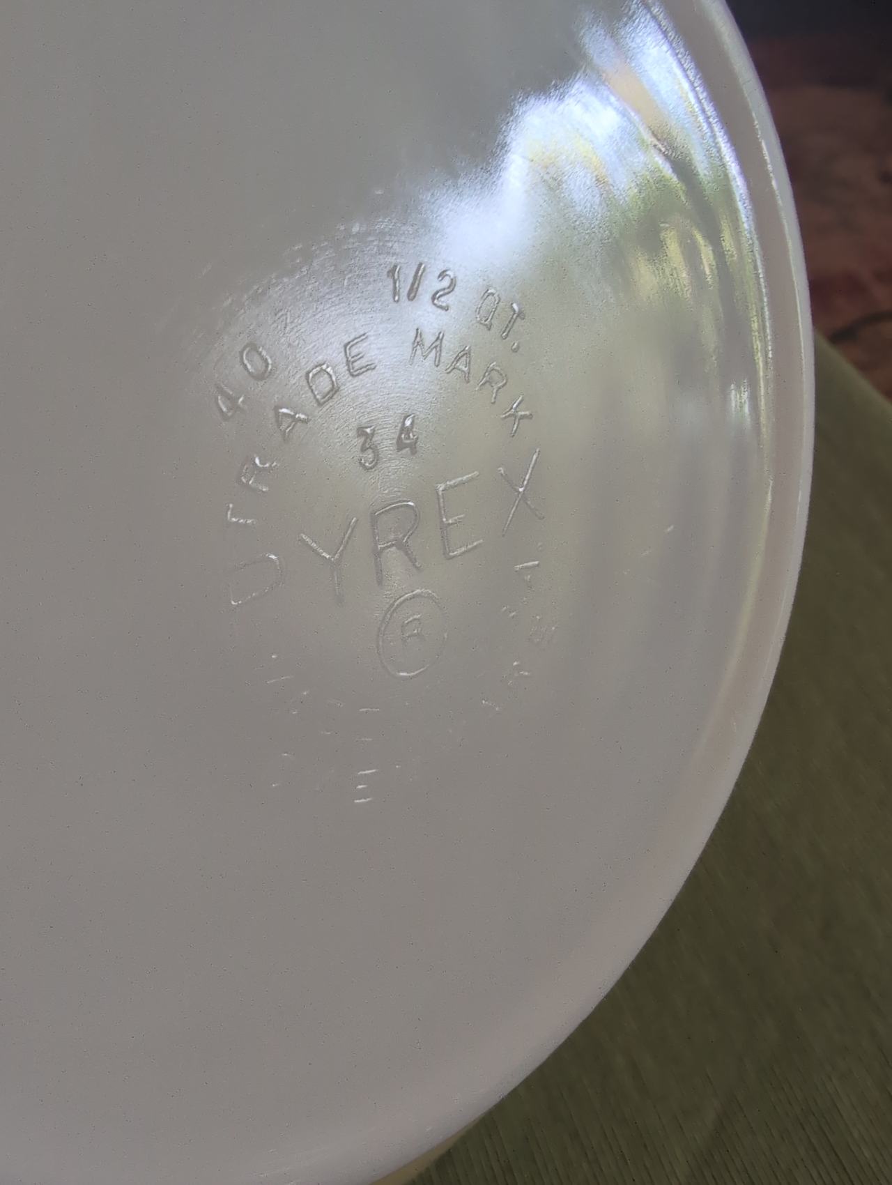 PYREX vintage Yellow Mixing Bowl