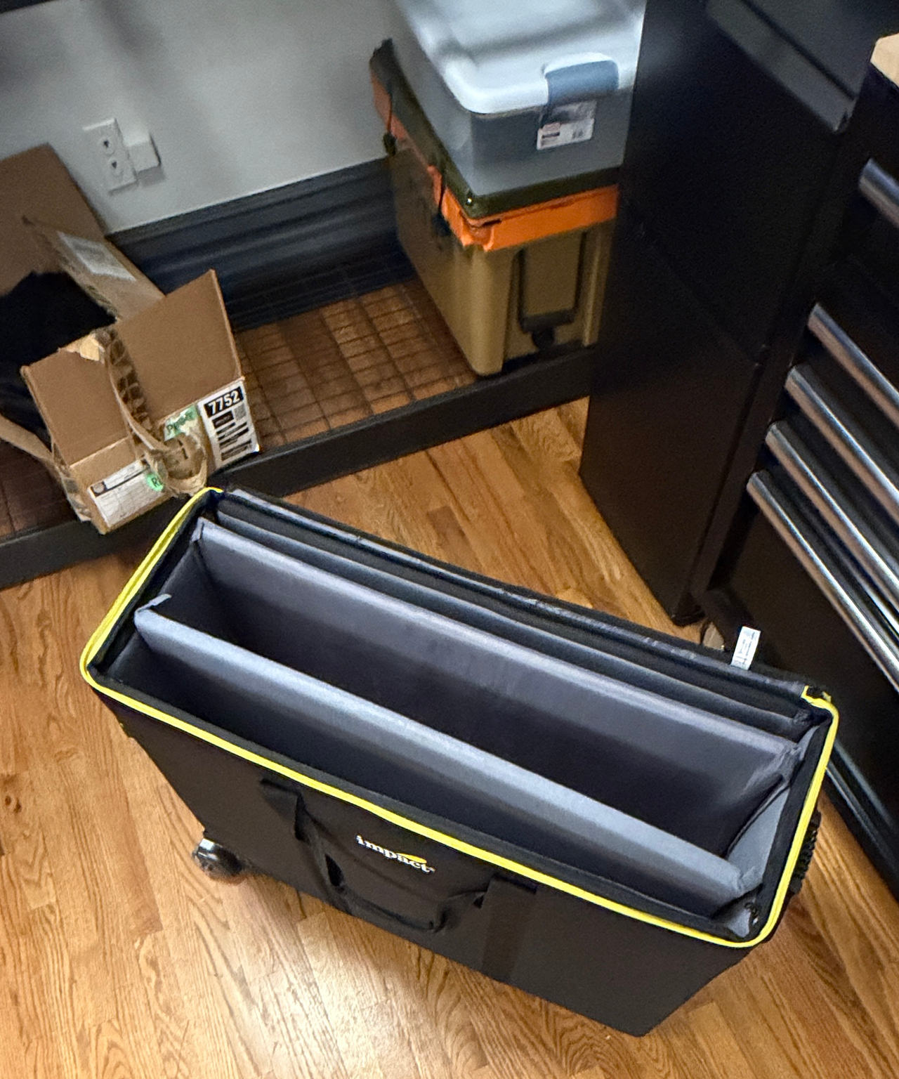 Impact Rolling Case for 2 Arri SkyPanels