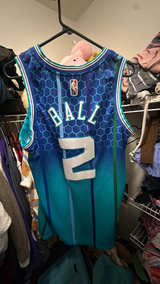 Charlotte Hornets LaMelo Ball City Edition Jersey SIZE LARGE - Image 2