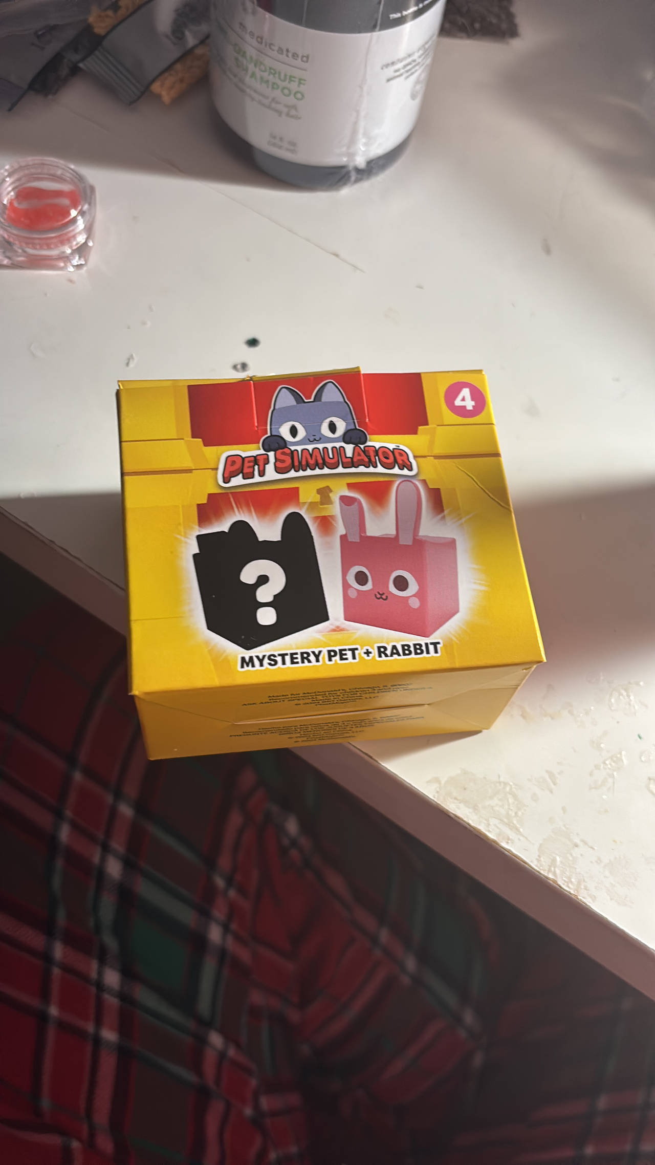 Pet Simulator 99 Series 4 Mystery Pet + Rabbit Plush Box