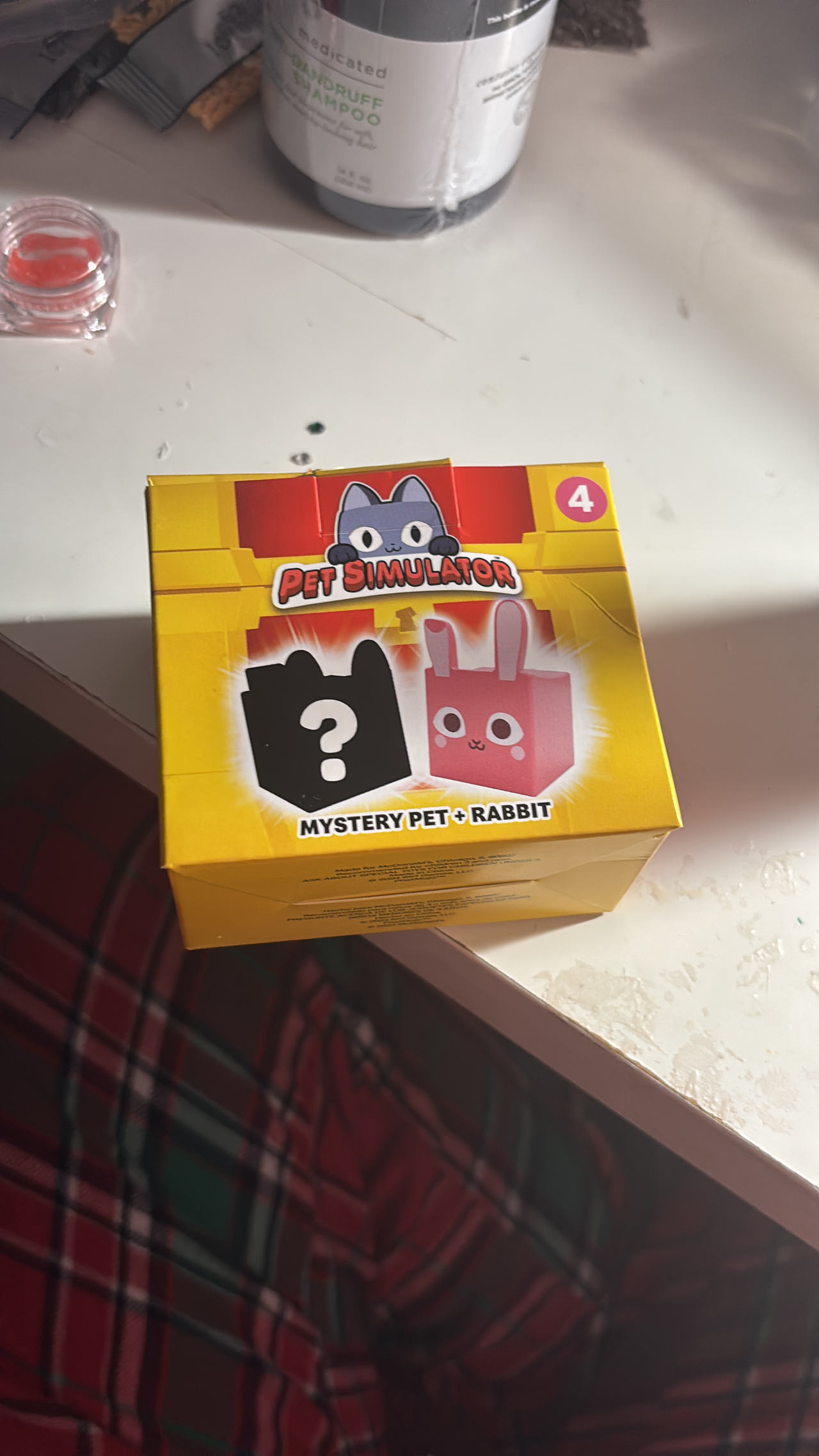 Pet Simulator 99 Series 4 Mystery Pet + Rabbit Plush Box