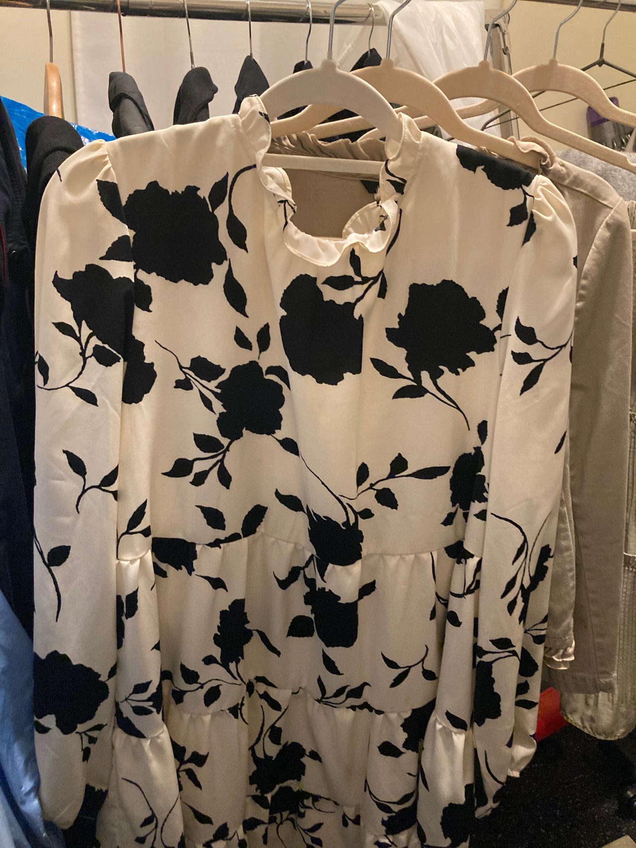 Long Sleeve Floral Midi Dress (OS/M)

