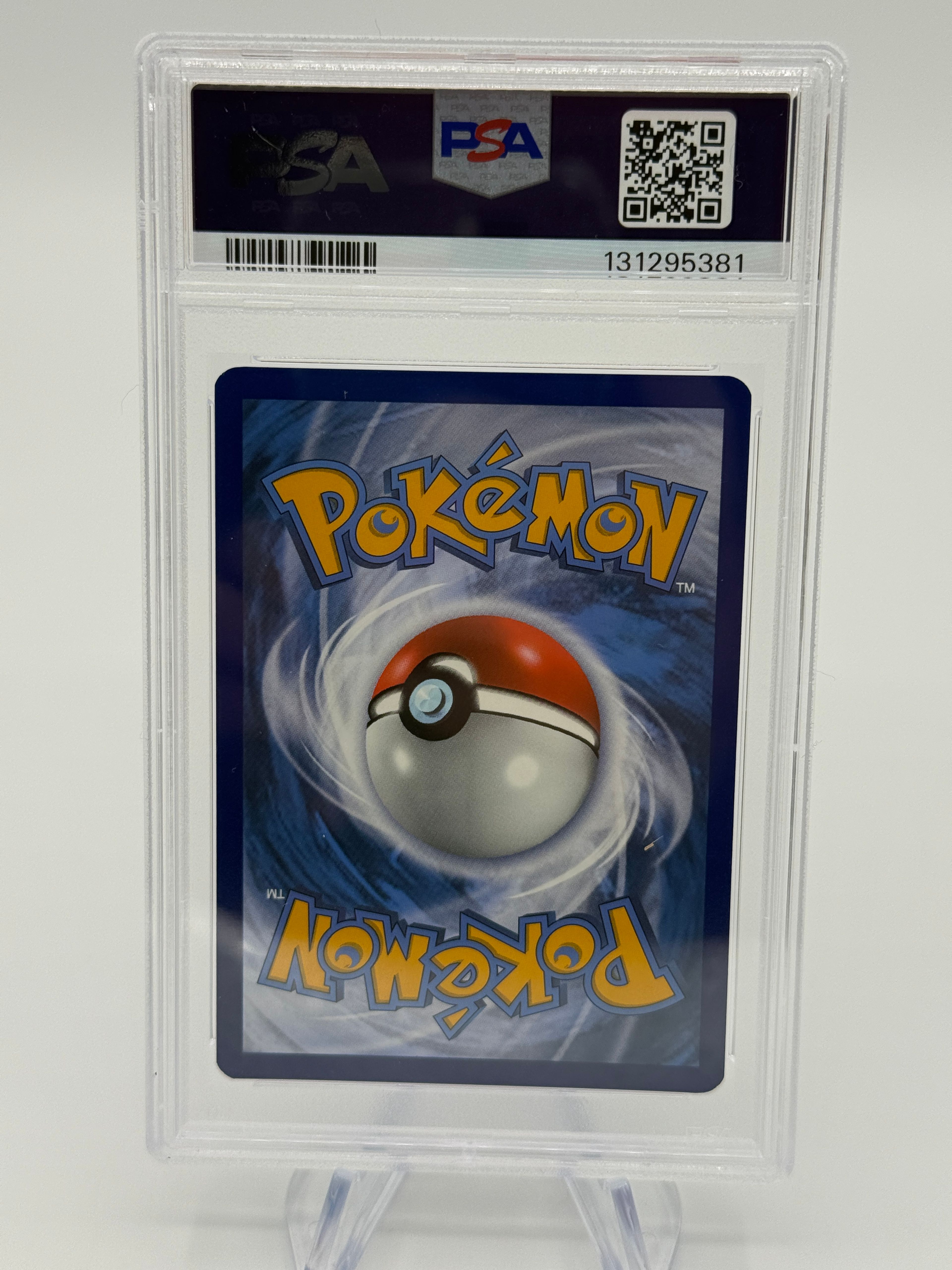 2021 Pokemon Fusion Strike Mew V Full Art #250 PSA 8 - Image 2