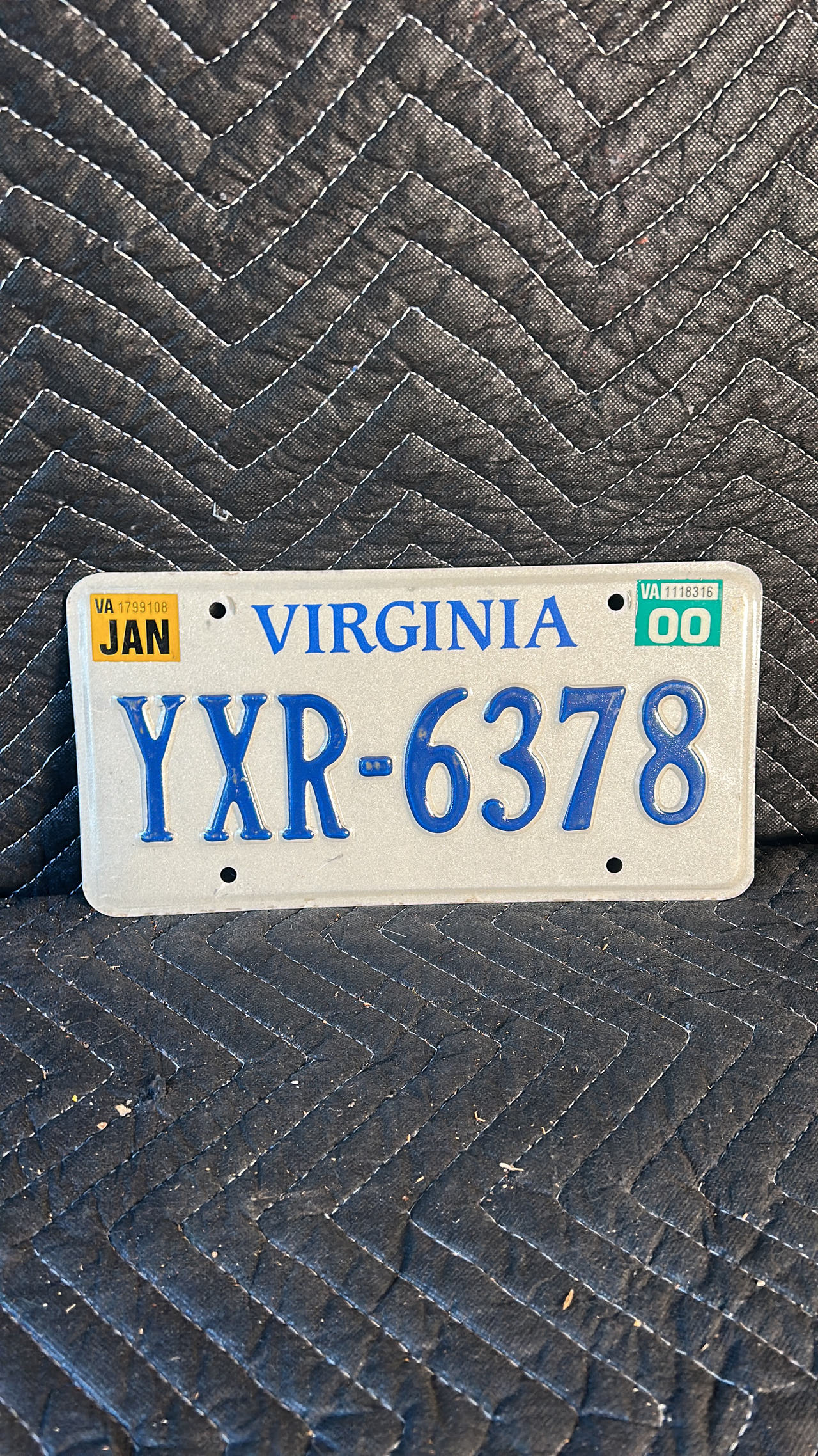 Virginia License Plate (2000)