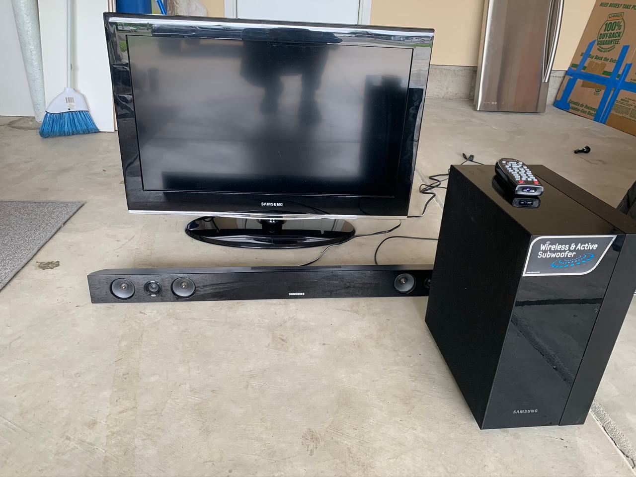 Samsung HW-H450 2.1 Channel Soundbar with Wireless Subwoofer 
And Samsung tv