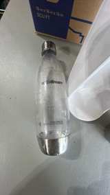 SodaStream Fizzi One Touch Sparkling Water Maker - Image 3