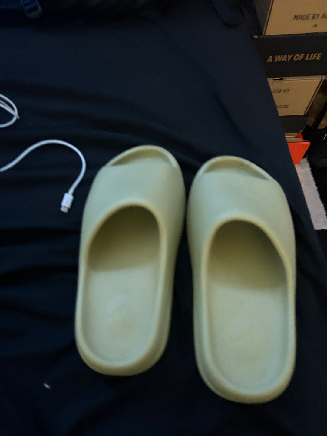 Adidas Yeezy Slide