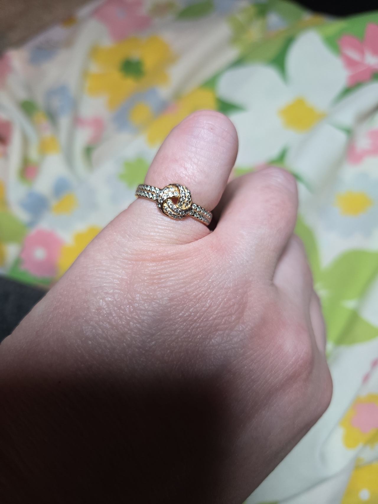 Pandora Shimmering Knot Ring