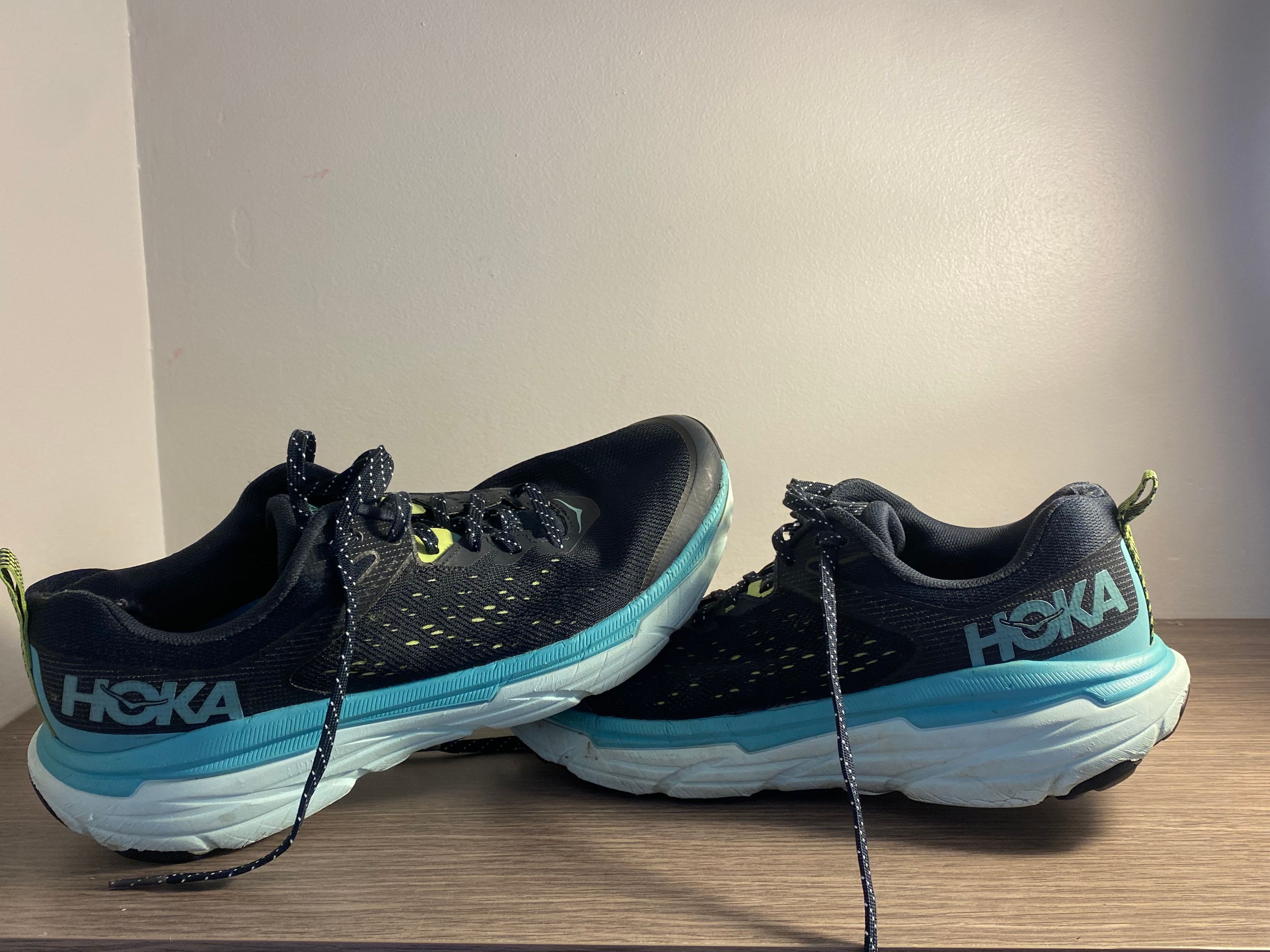 Hoka challenger ATR 6 size US 10.5