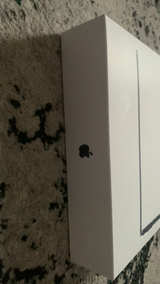 Apple MacBook Air 15-inch - Image 3