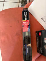 Duralast 3/8in Drive Electronic Torque Wrench 5-100 ft-lbs - Image 1
