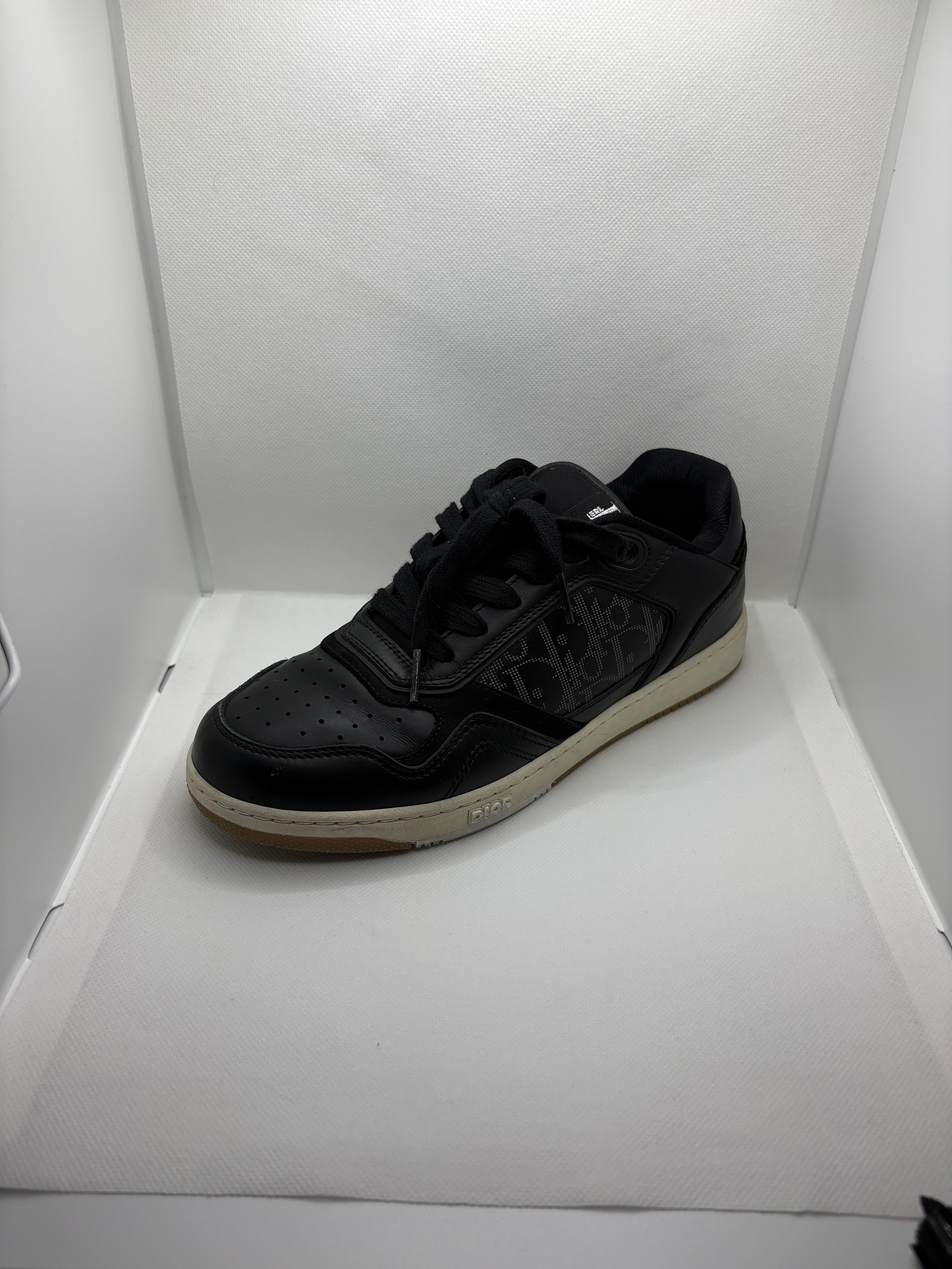 Dior B27 Low-Top Sneaker Black Smooth Calfskin with Beige and Black Dior Oblique Galaxy Leather