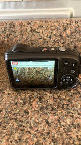 Fujifilm FinePix XP130 Yellow Waterproof Digital Camera - Image 3