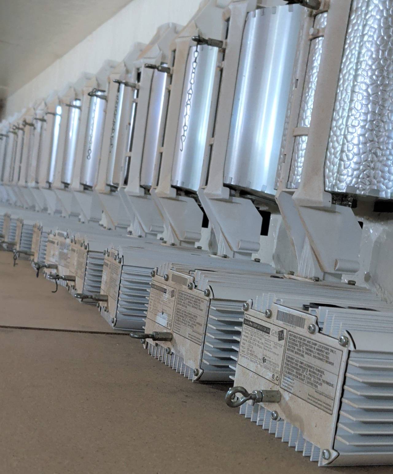 Gavita Pro 1000e DE Grow Light