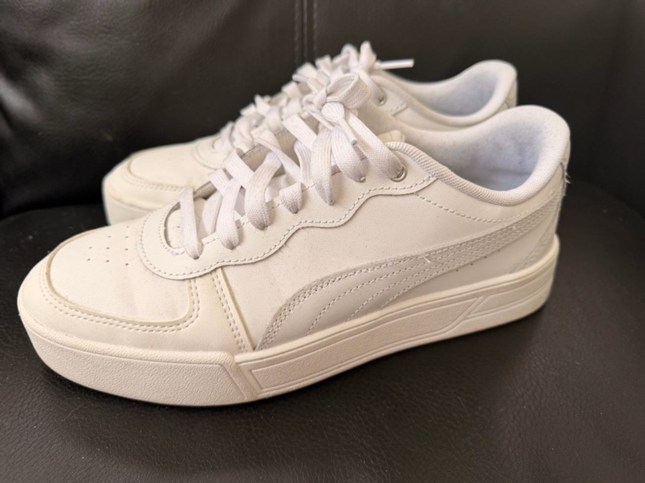 PUMA Skye Women's Sneakers White