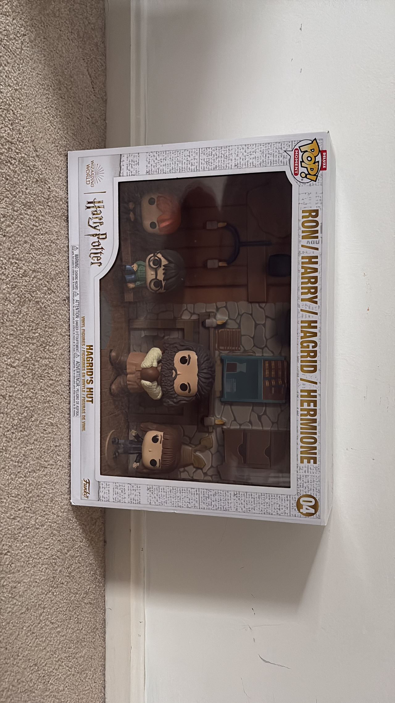 Funko Pop! Deluxe: Harry Potter - Hagrid's Hut with Ron, Harry, Hagrid, and Hermione