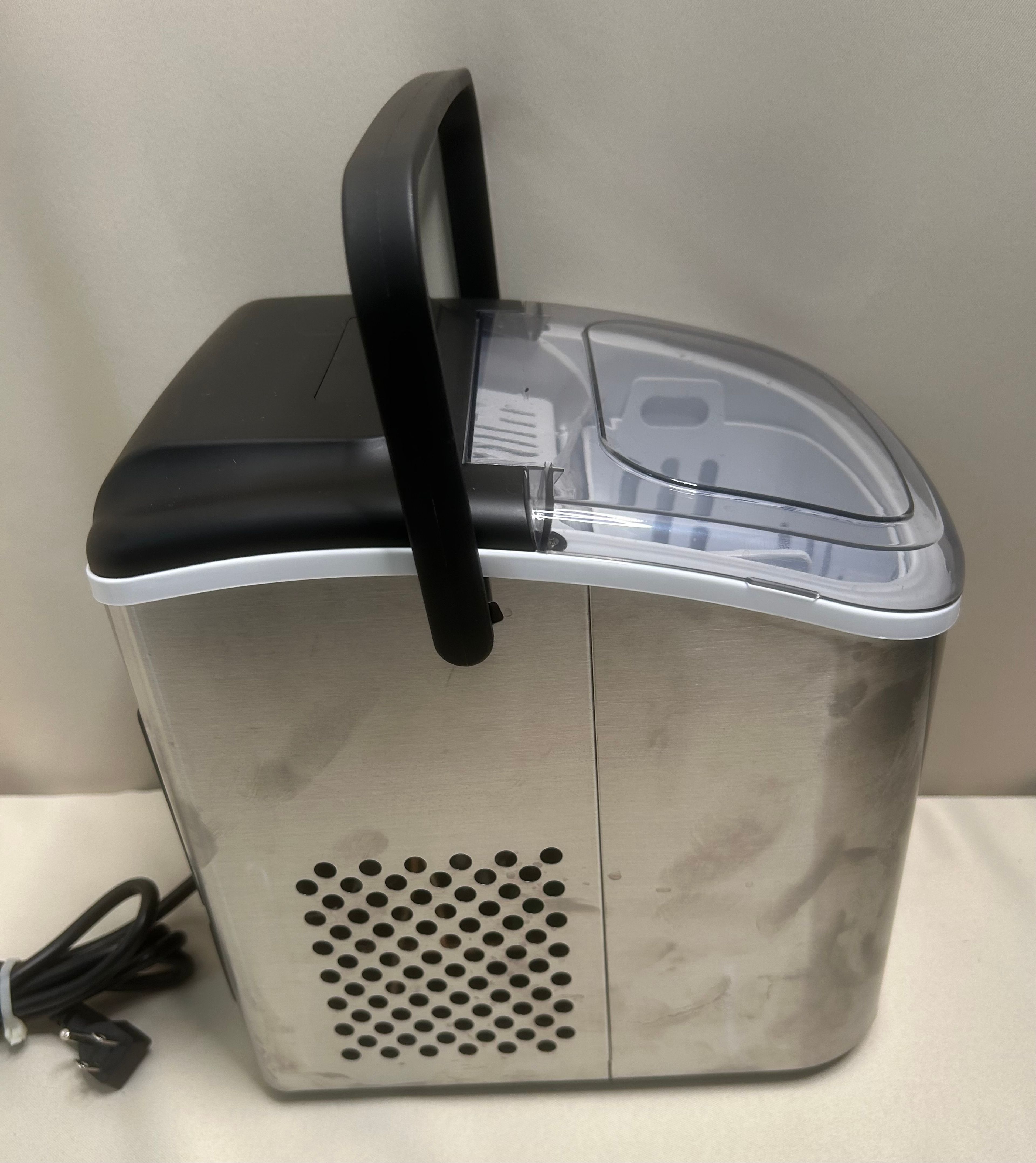 Unionbay IM-18S Countertop Ice Maker - Image 10