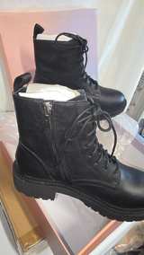 Lisa Vicky Promise-V Black Milled Leather Boots - Image 5