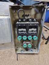 Cutler-Hammer Vintage 60 Amp Fuse Box - Image 3