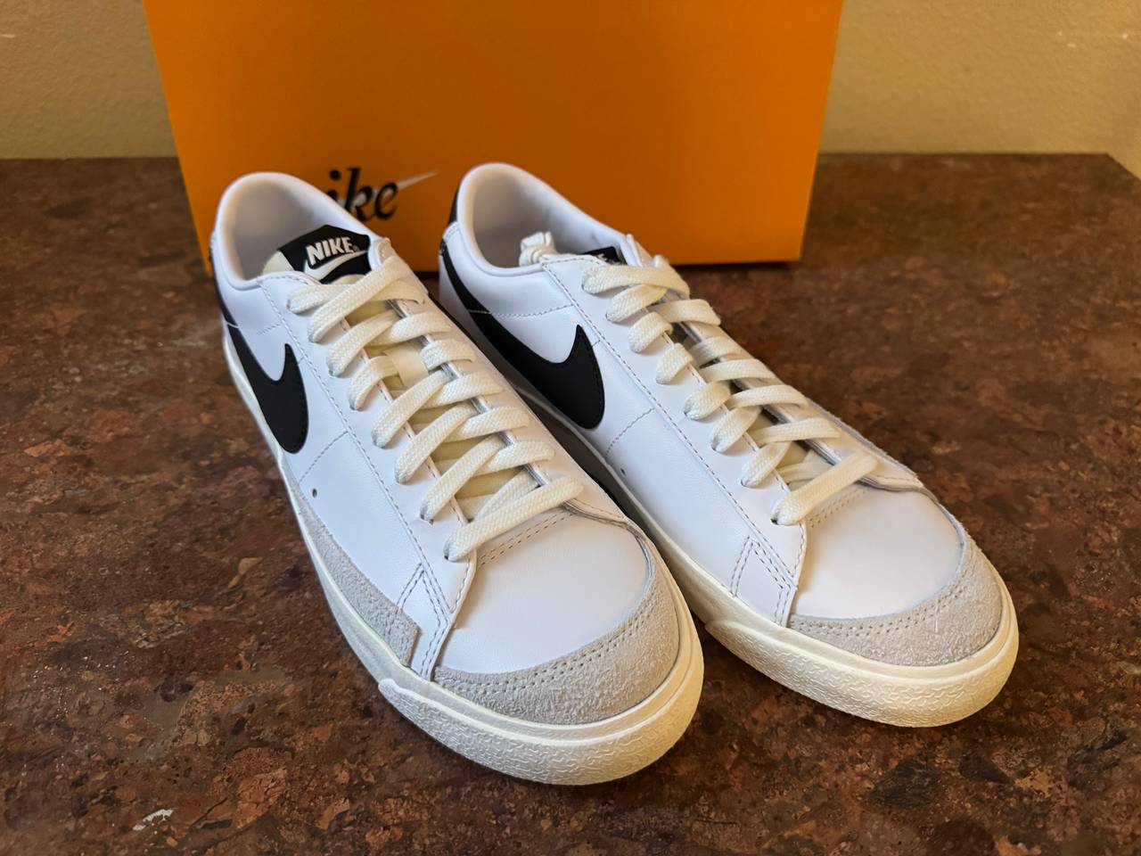 Nike Blazer Low '77 Vintage White Black (W)
