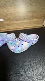 Crocs Kids' Classic Marbled Clog - Image 7