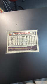Topps 1992 Juan Gonzalez Baseball Card #27 - Image 2