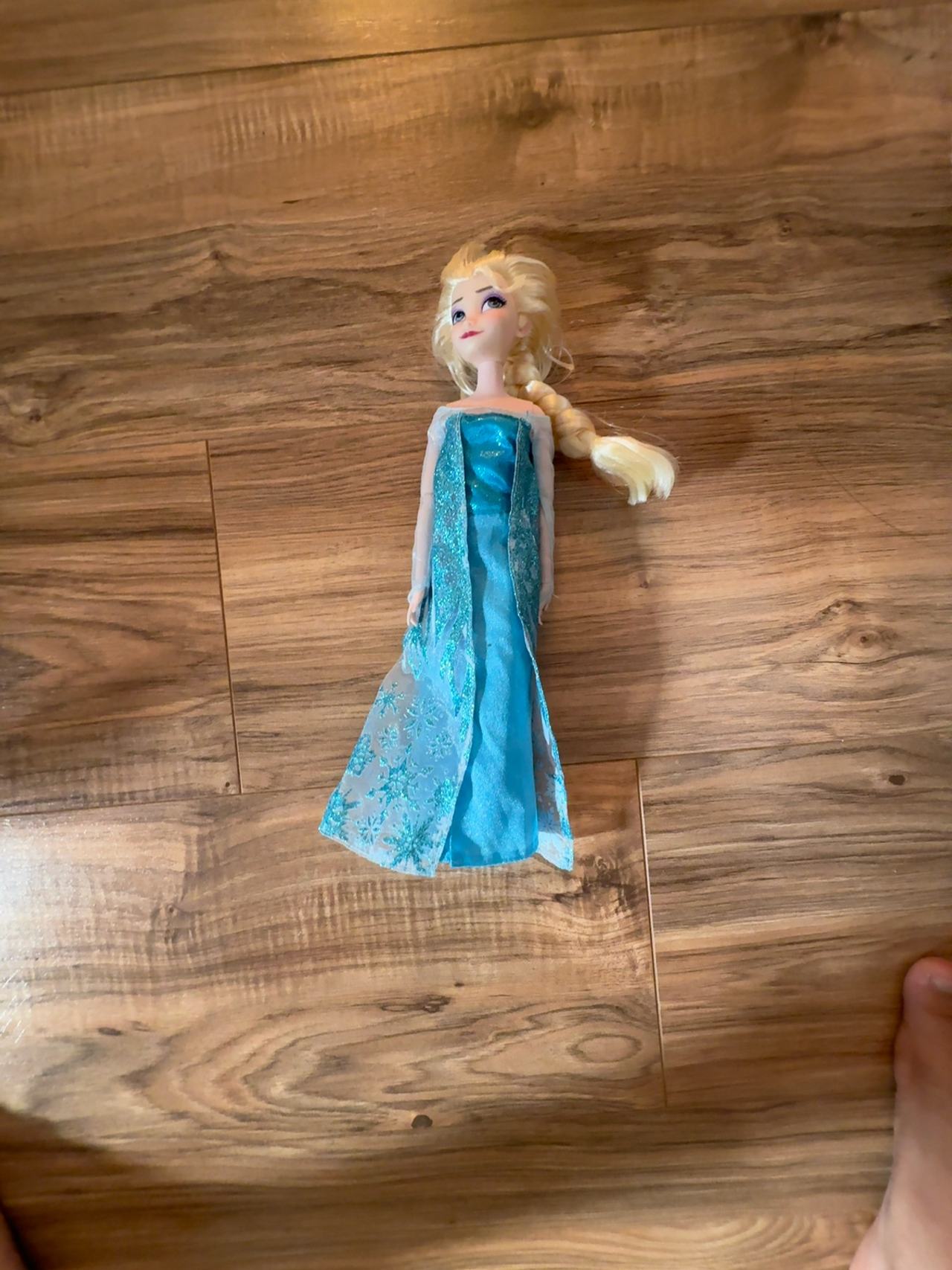 Disney Frozen Elsa Classic 12-inch Doll