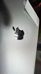Apple MacBook Air 2019 A1932 - Image 2