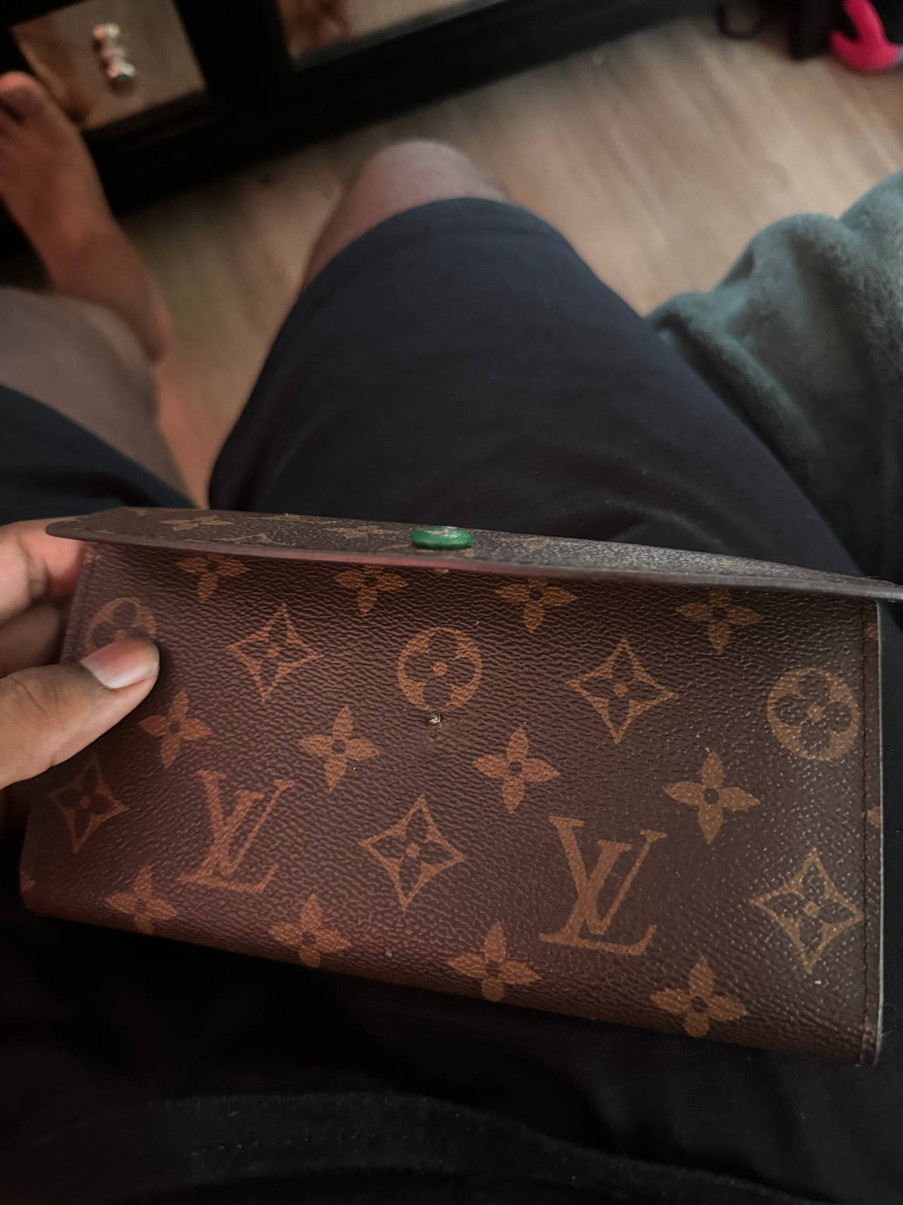 Louis Vuitton Monogram Canvas Sarah Wallet