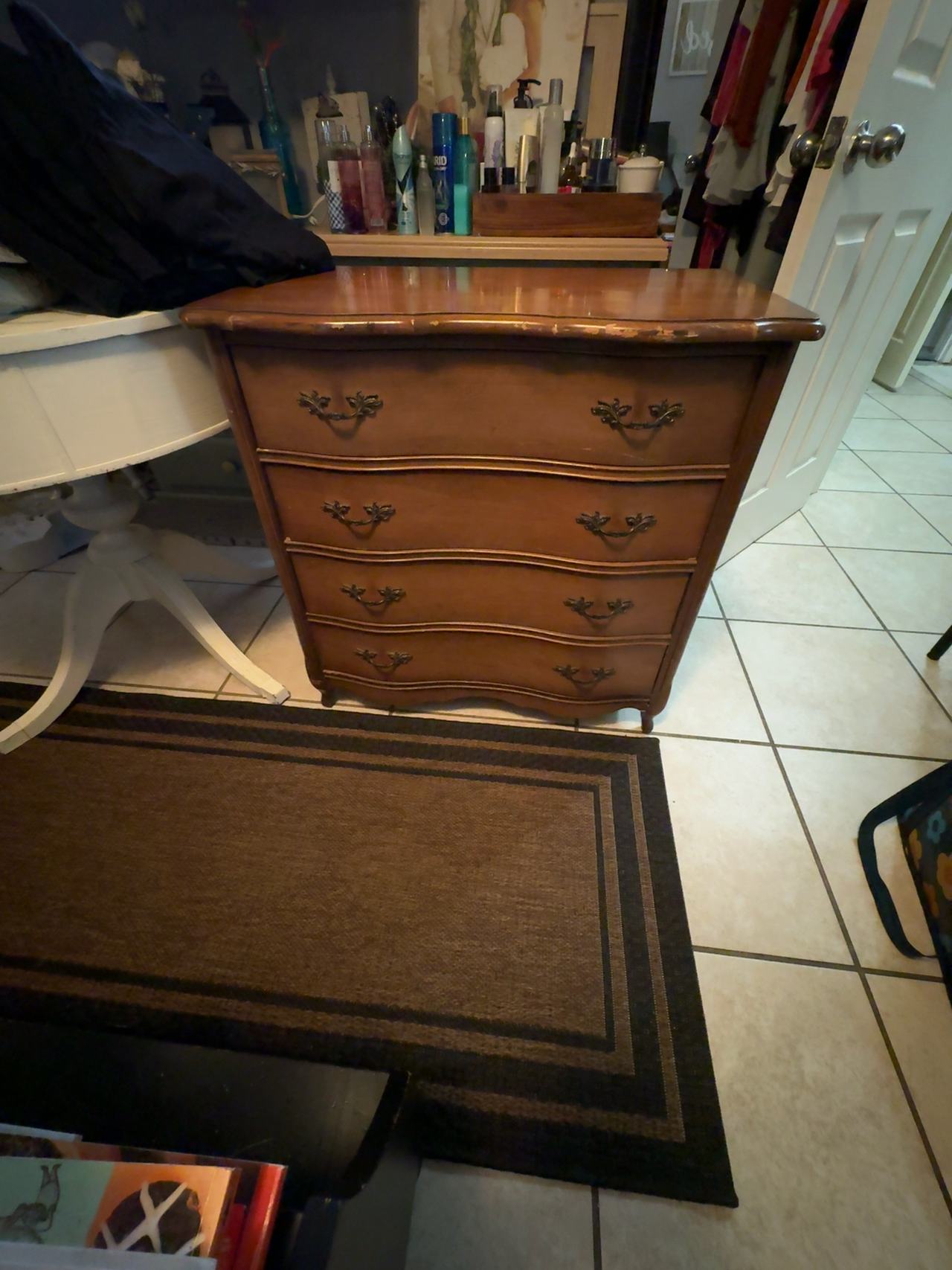 Bassett Cherry 4-Drawer Dresser