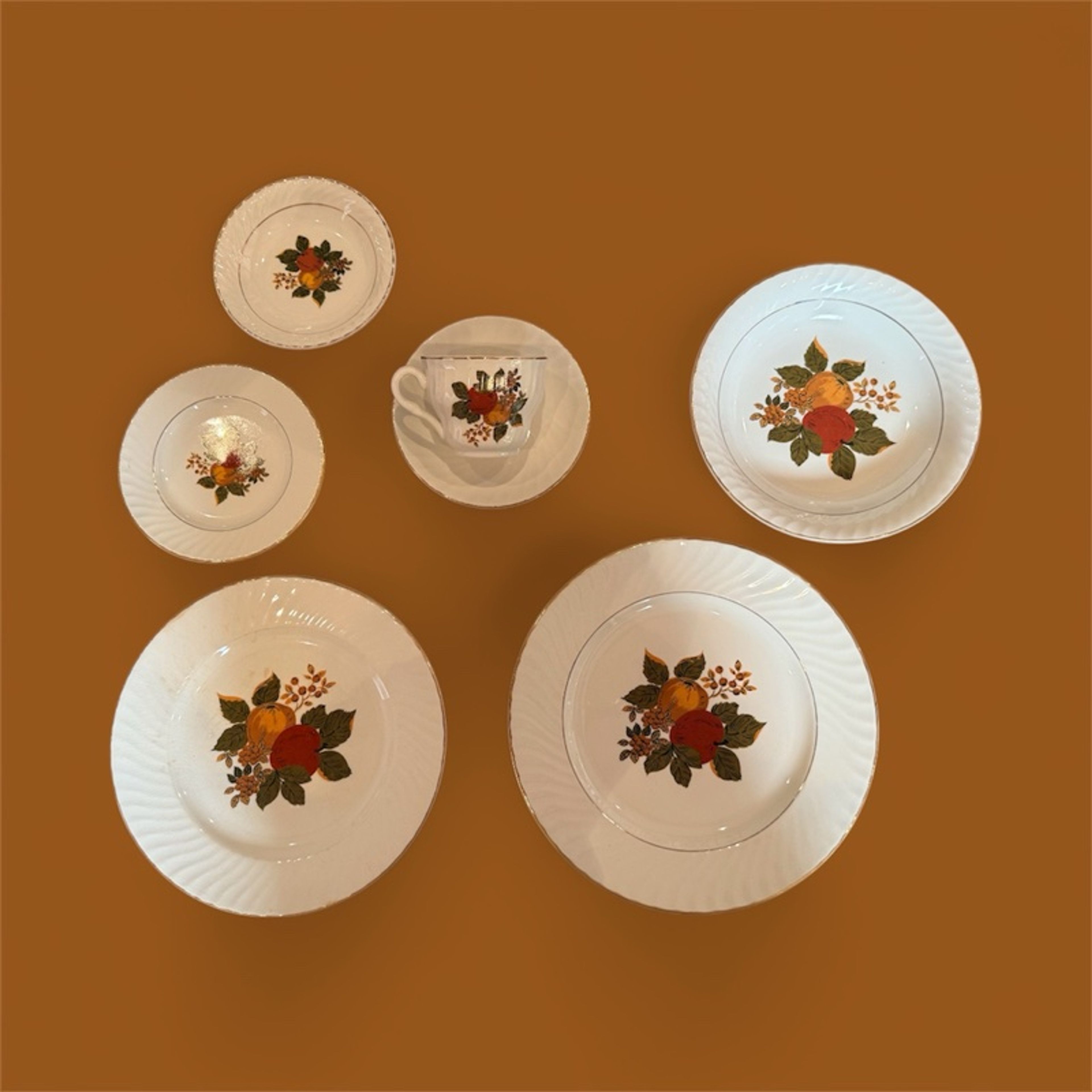 Wedgwood English Harvest Vintage Plate