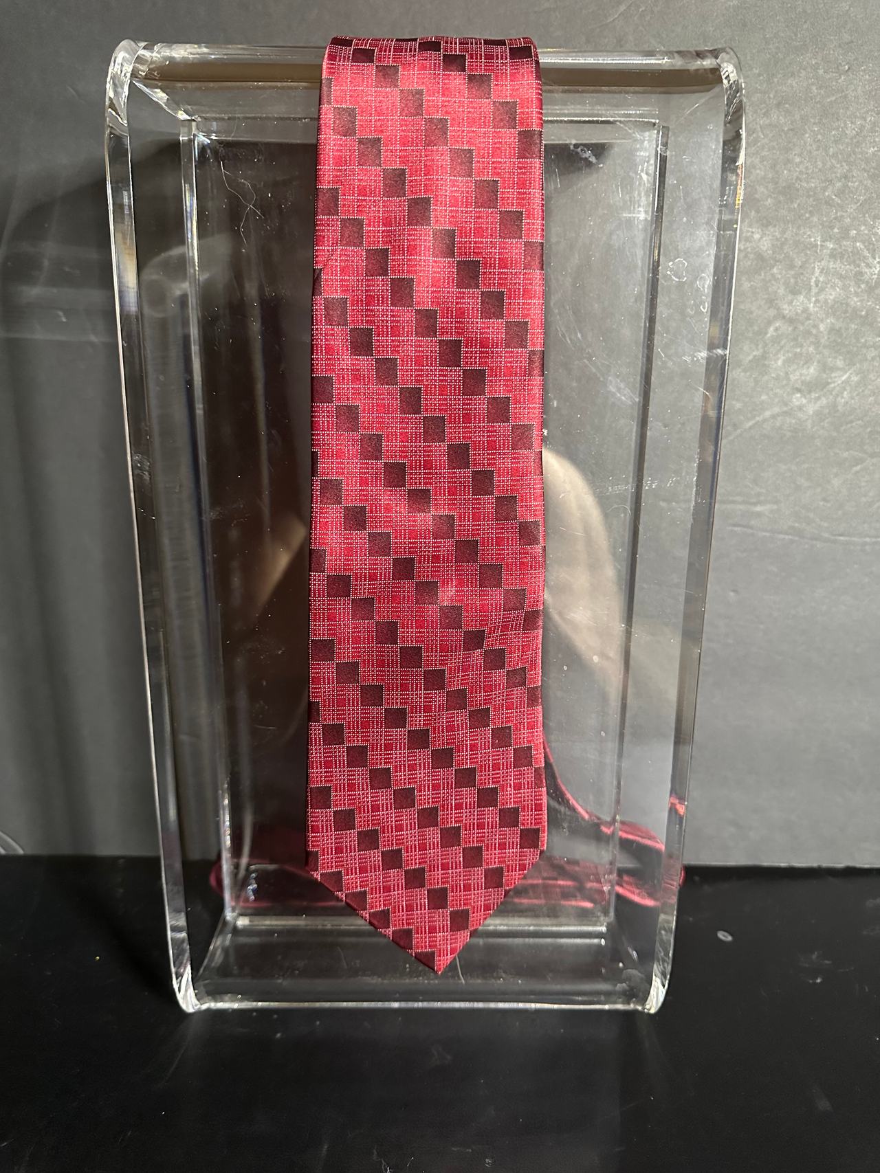 Cambridge Classics 100% Silk Geometric Tie