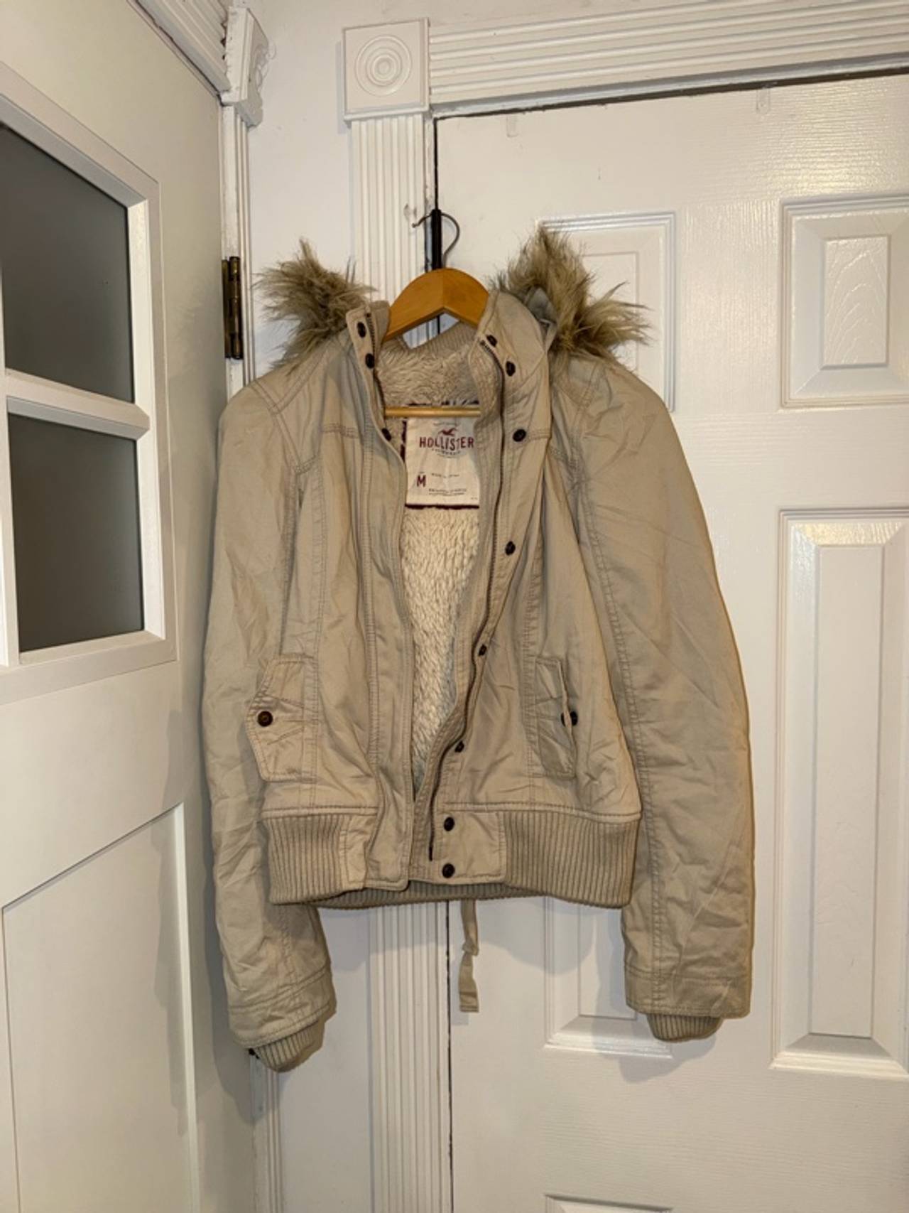 Hollister Beige Fur Lined Jacket Medium Y2K Women’s Ladies 