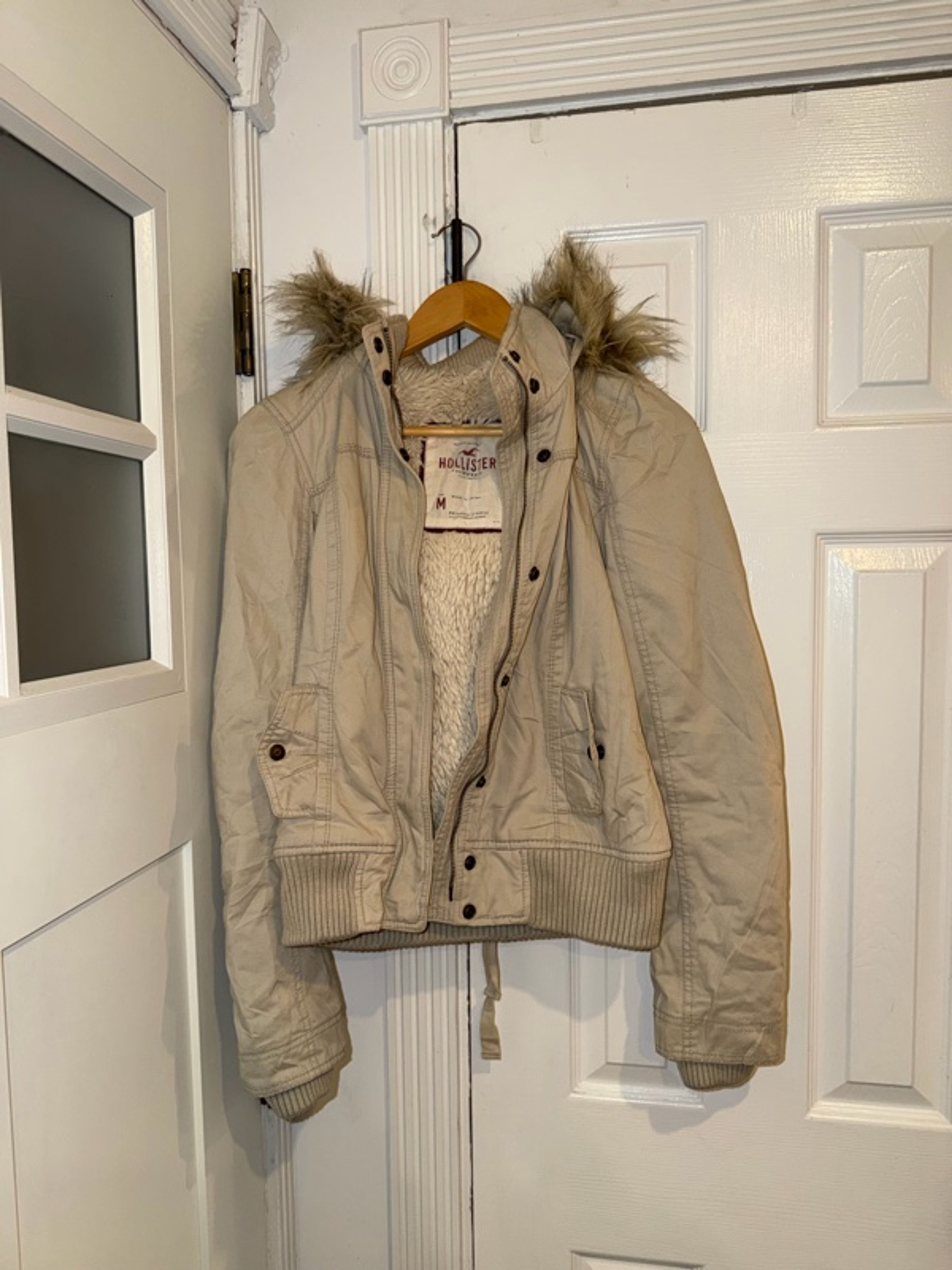 Hollister Beige Fur Lined Jacket Medium Y2K Women’s Ladies 