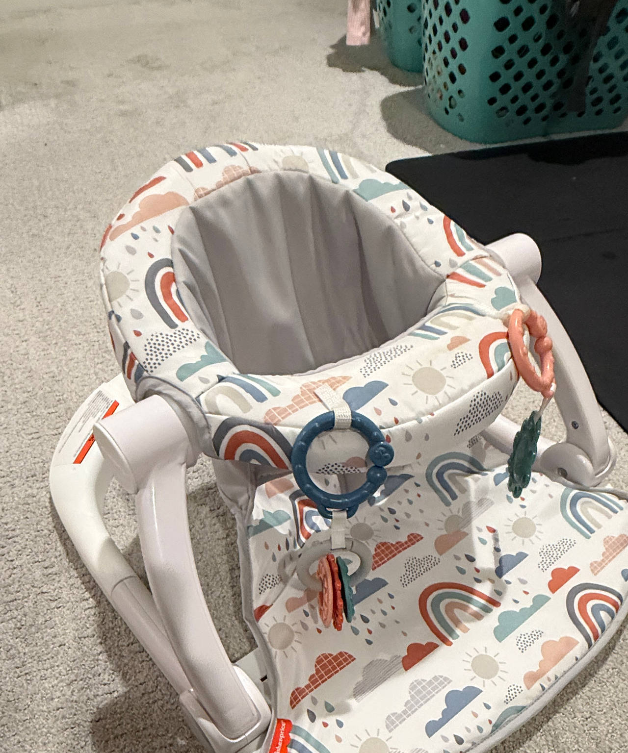 Fisher-Price Sit-Me-Up Floor Seat Rainbow Showers