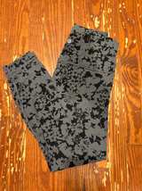 Lululemon Leggings Efflorescent Nebula Black size M (8) - Image 2